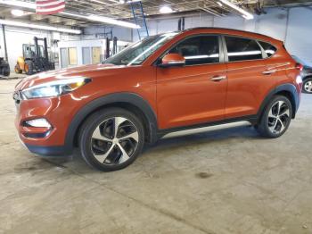  Salvage Hyundai TUCSON