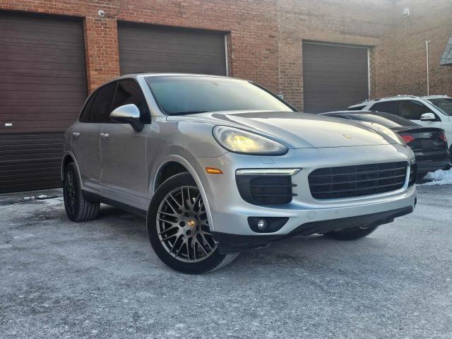  Salvage Porsche Cayenne