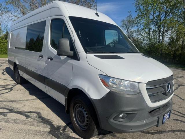  Salvage Mercedes-Benz Sprinter
