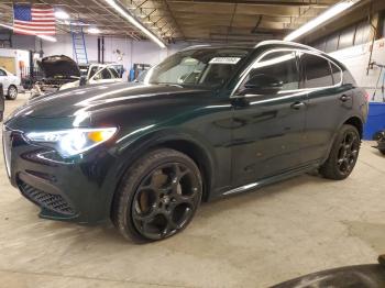  Salvage Alfa Romeo Stelvio
