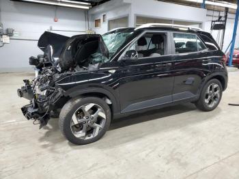 Salvage Hyundai VENUE