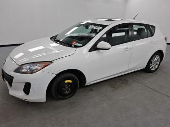  Salvage Mazda 3