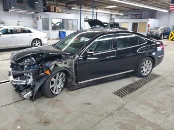  Salvage Hyundai Equus