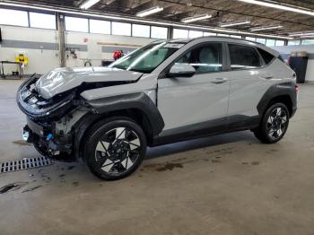  Salvage Hyundai KONA