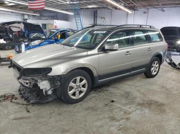  Salvage Volvo XC70