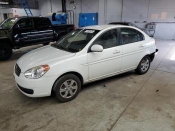  Salvage Hyundai ACCENT