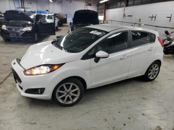  Salvage Ford Fiesta