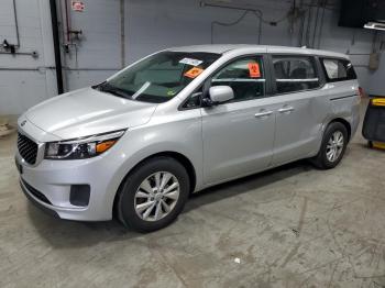  Salvage Kia Sedona