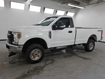  Salvage Ford F-250