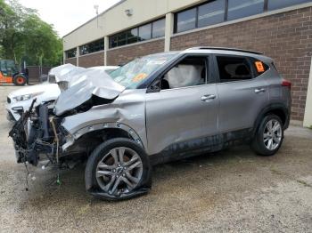  Salvage Kia Seltos