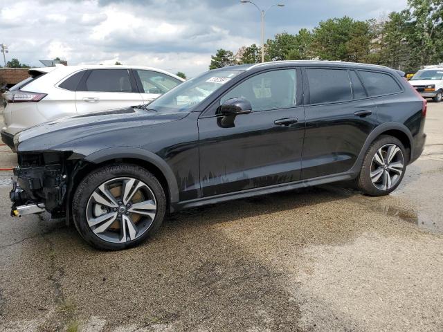  Salvage Volvo V60