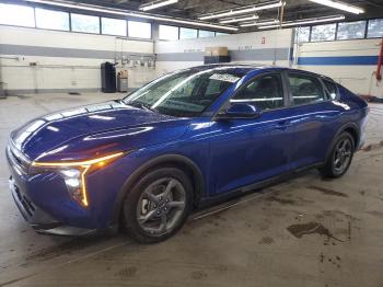 Salvage Kia K4 Lx