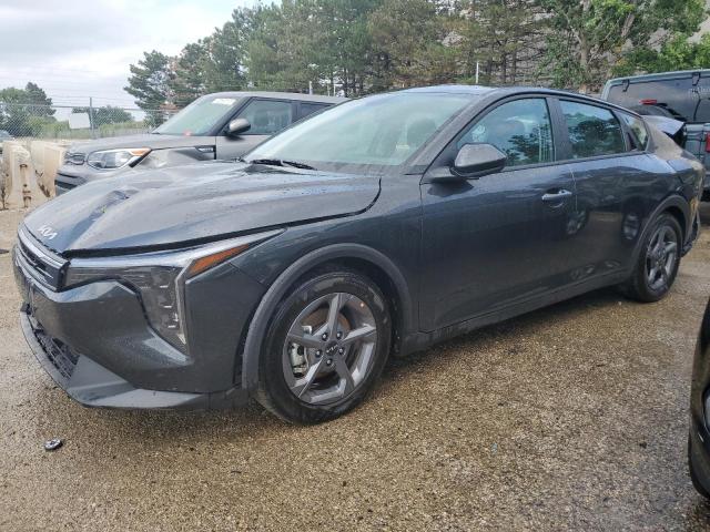  Salvage Kia K4 Lx