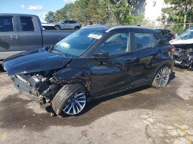  Salvage Nissan Kicks