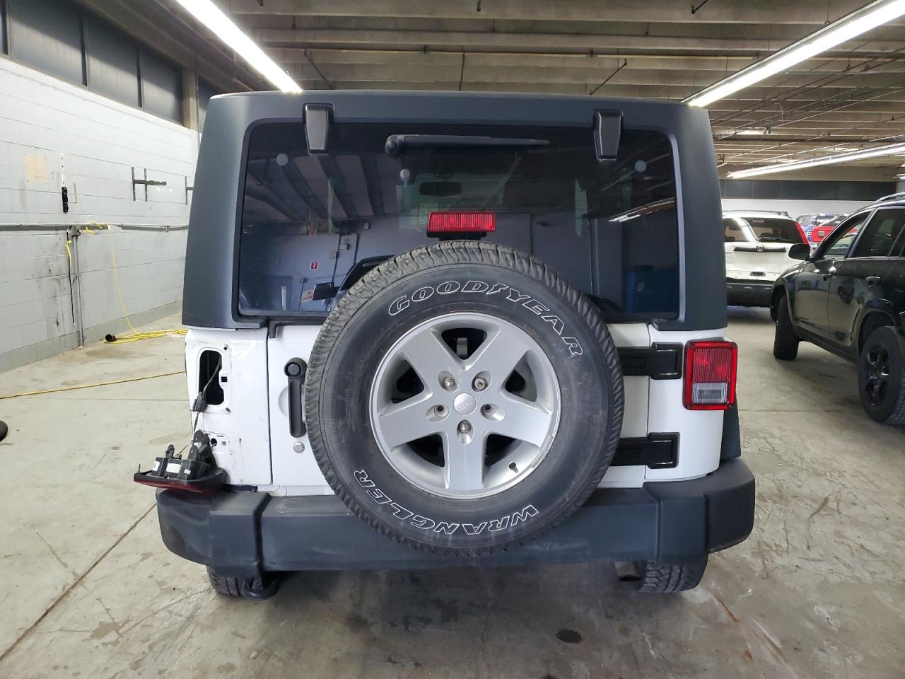 Jeep Wrangler Sport Image 10