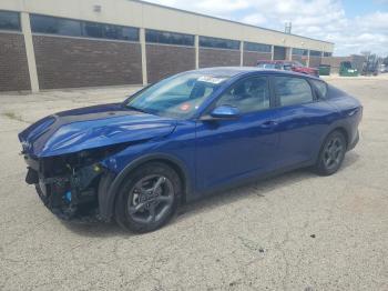  Salvage Kia K4 Lx