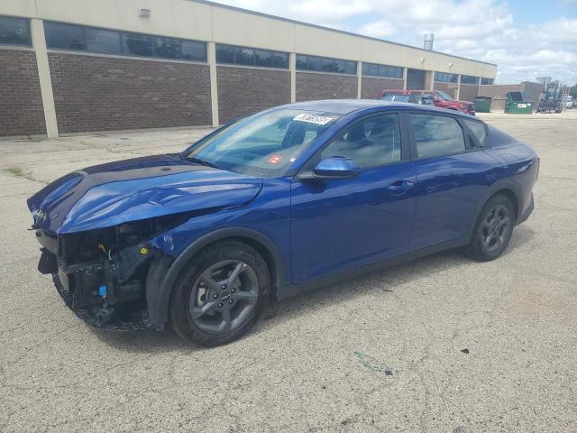  Salvage Kia K4 Lx