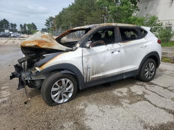  Salvage Hyundai TUCSON