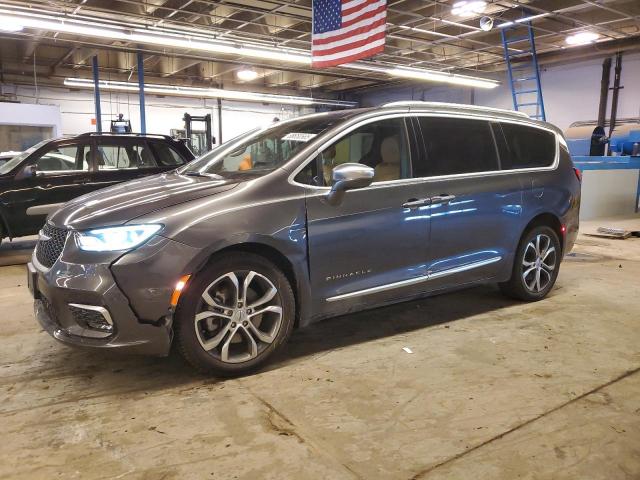  Salvage Chrysler Pacifica