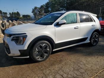  Salvage Kia Niro
