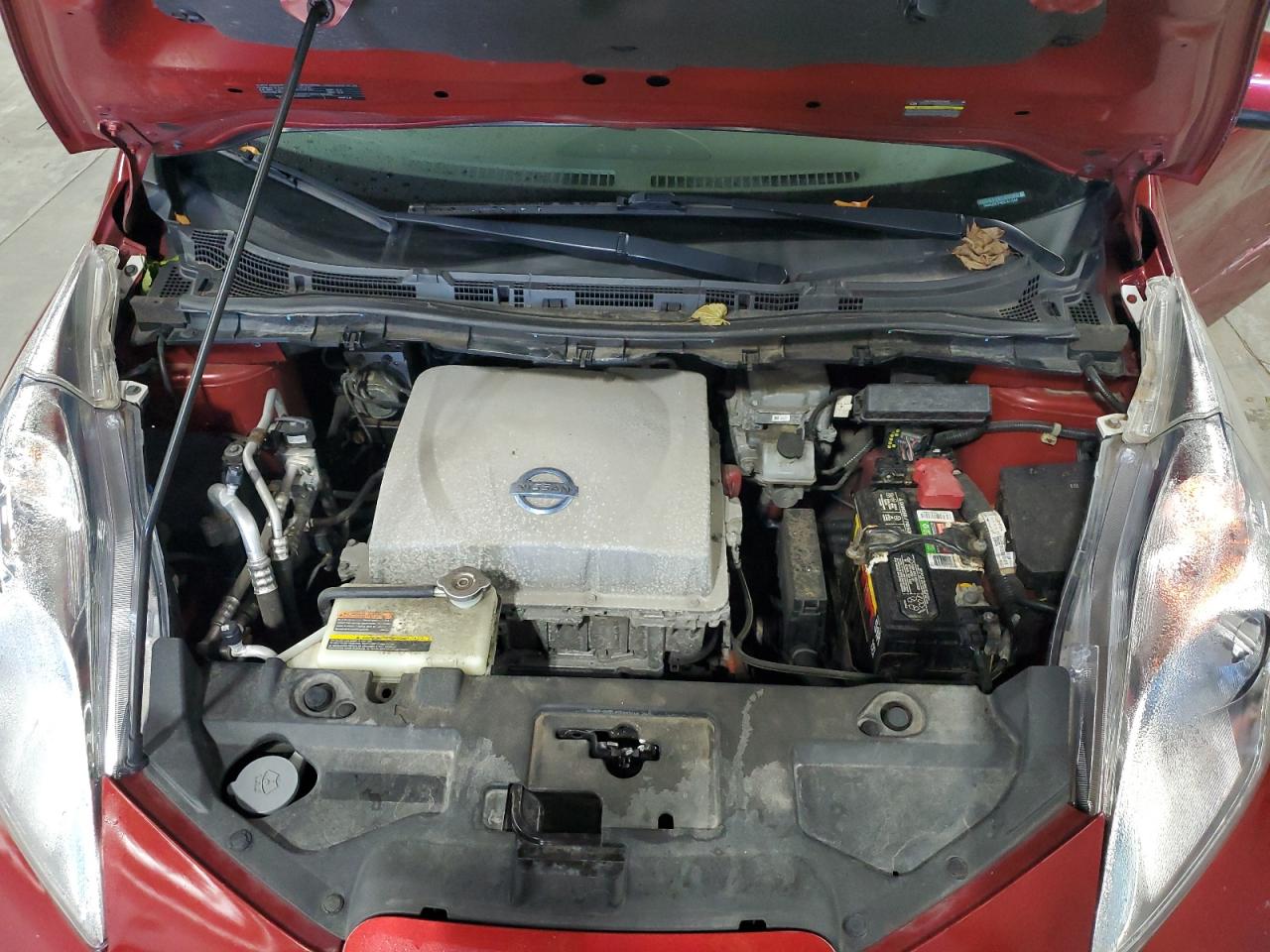 Nissan LEAF S Image 10