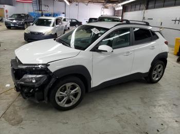  Salvage Hyundai KONA
