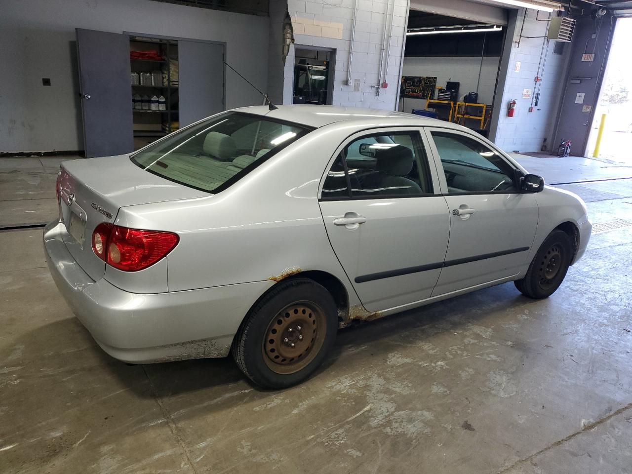 Toyota Corolla Ce Image 2