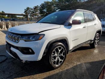  Salvage Jeep Compass