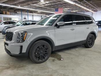  Salvage Kia Telluride