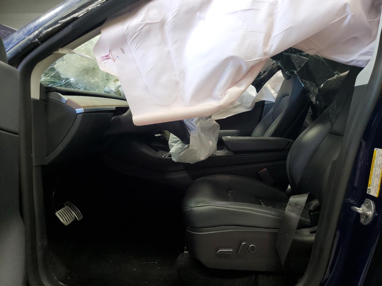 Tesla Model Y Image 6