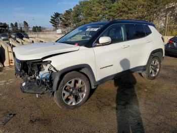  Salvage Jeep Compass