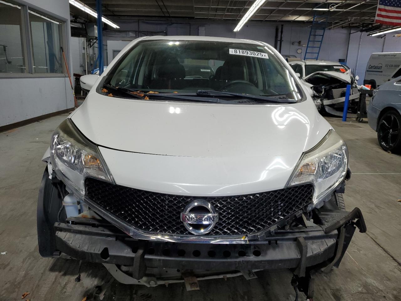 Nissan Versa S Image 7