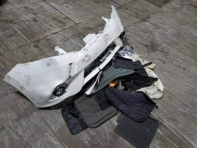 Nissan Versa S Image 4