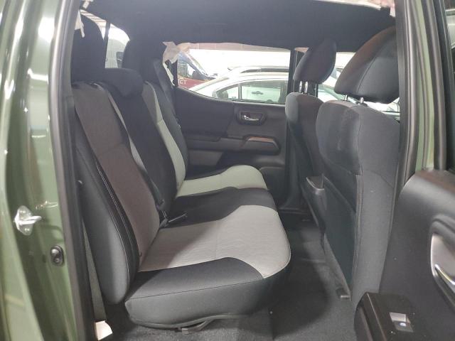 Toyota Tacoma Double Cab Image 10