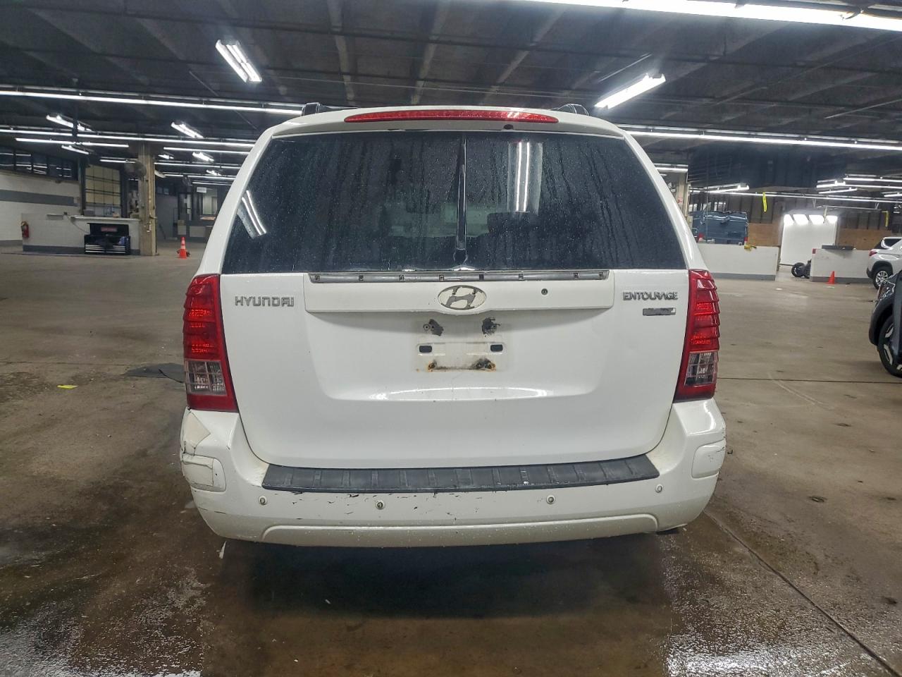 Hyundai Entourage Gls Image 9