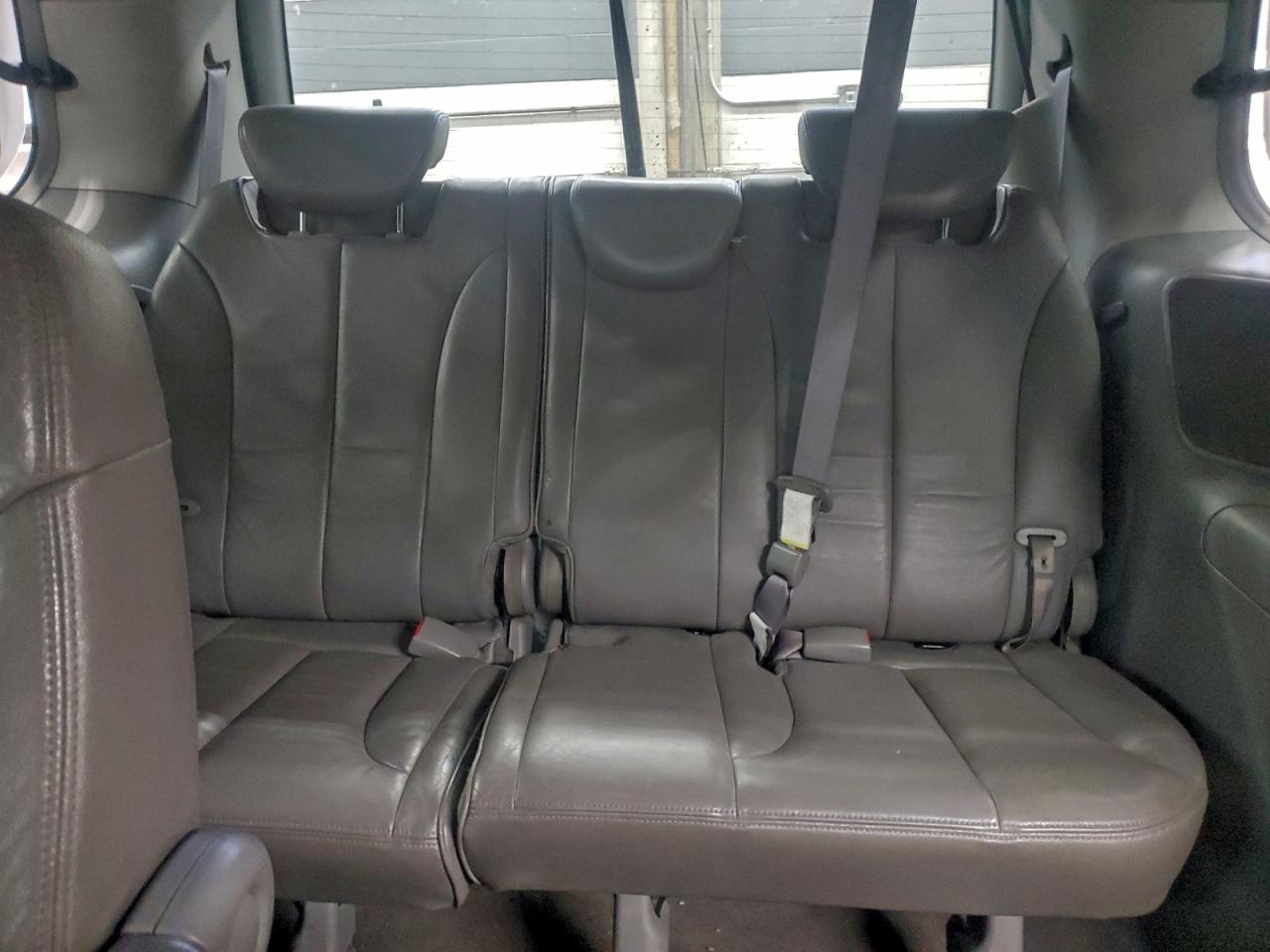 Hyundai Entourage Gls Image 7