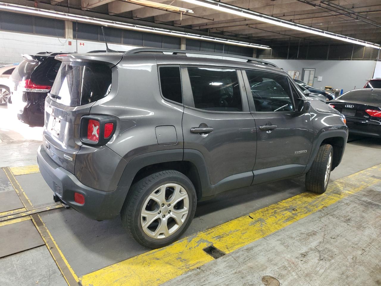 Jeep Renegade Latitude Image 5