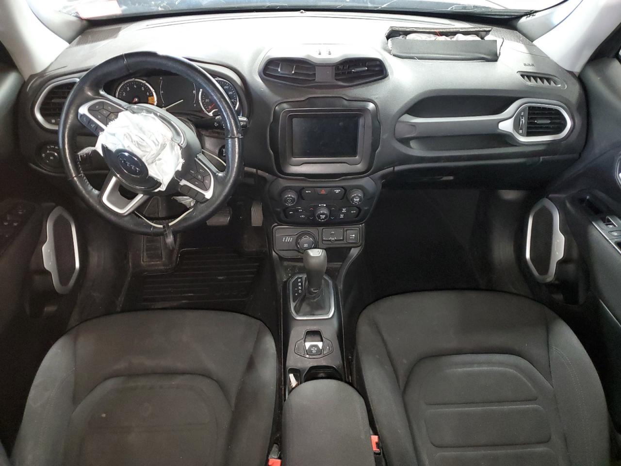 Jeep Renegade Latitude Image 13