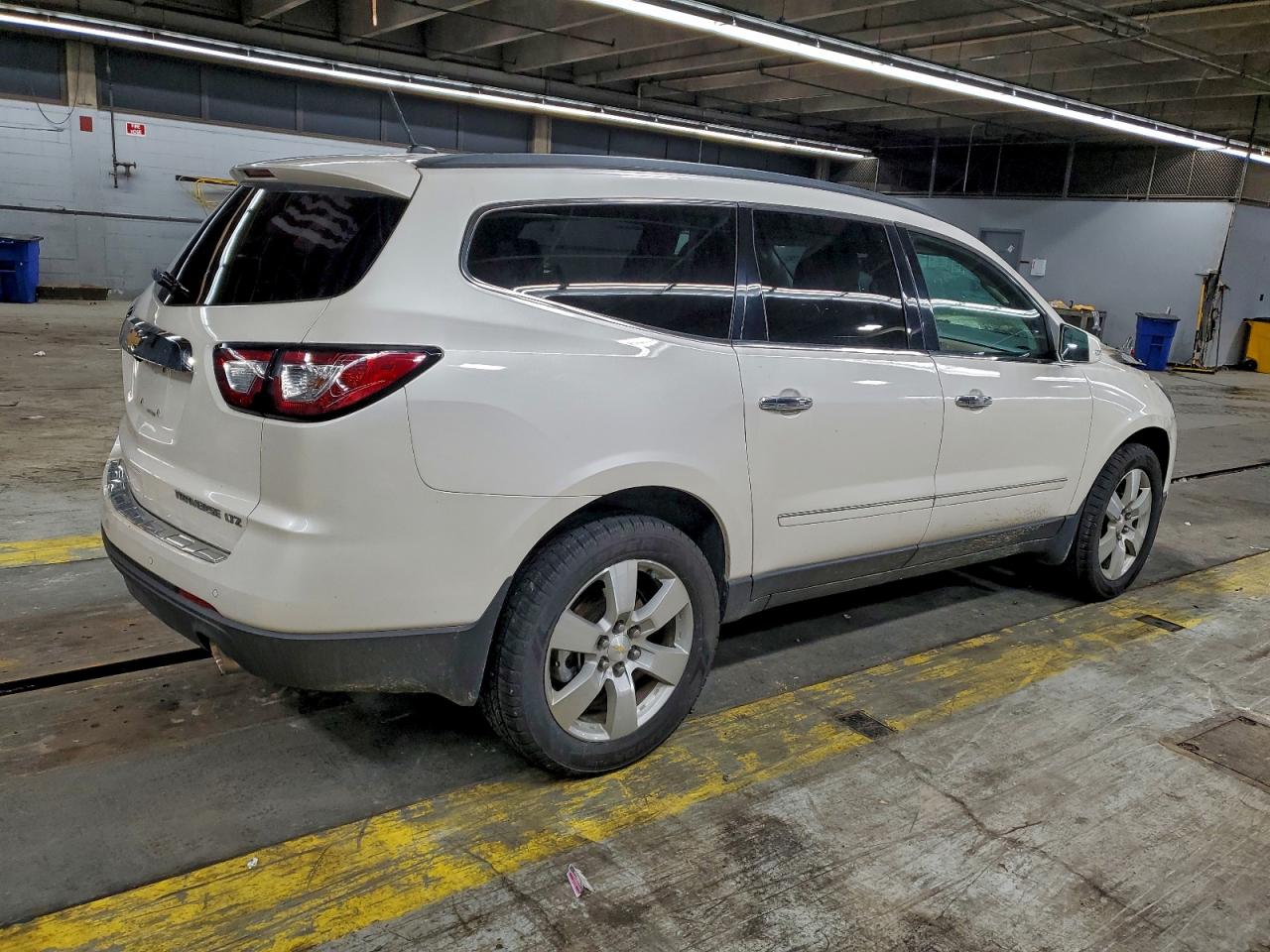 Chevrolet Traverse Ltz Image 3