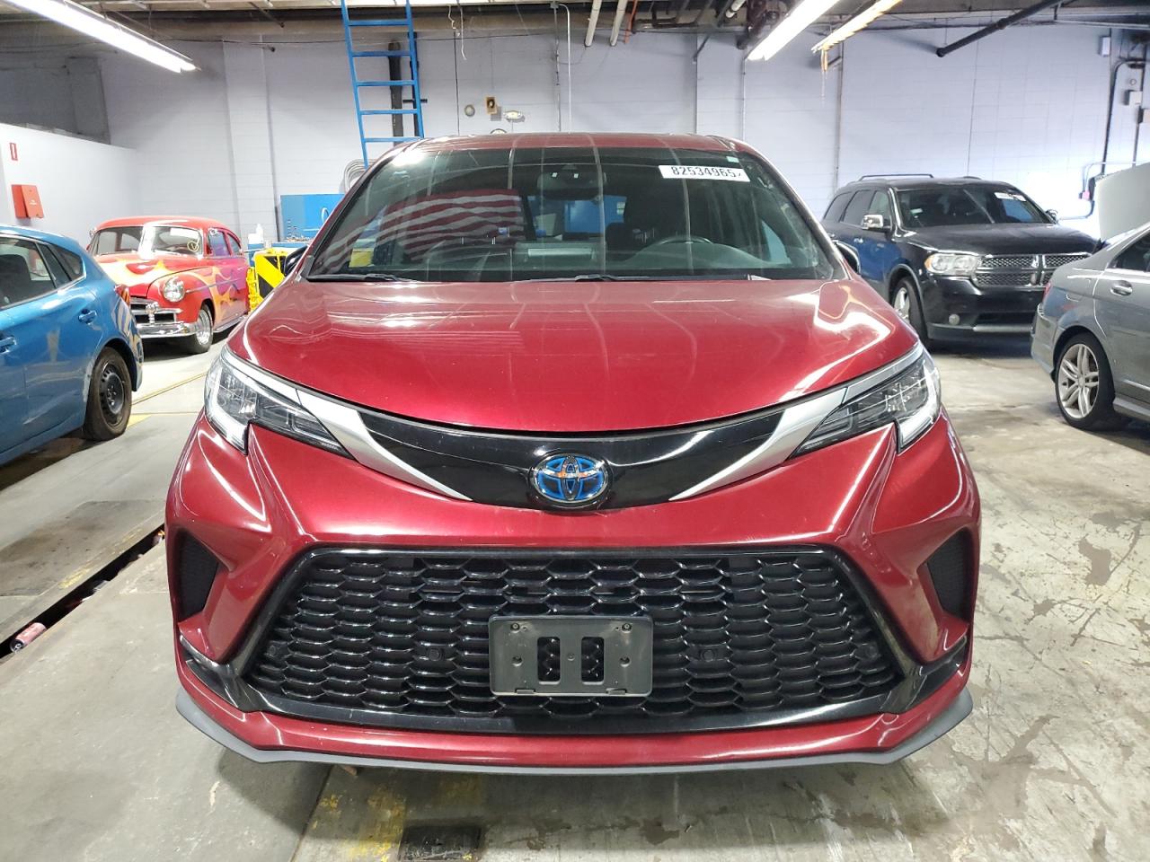 Toyota Sienna Xse Image 6