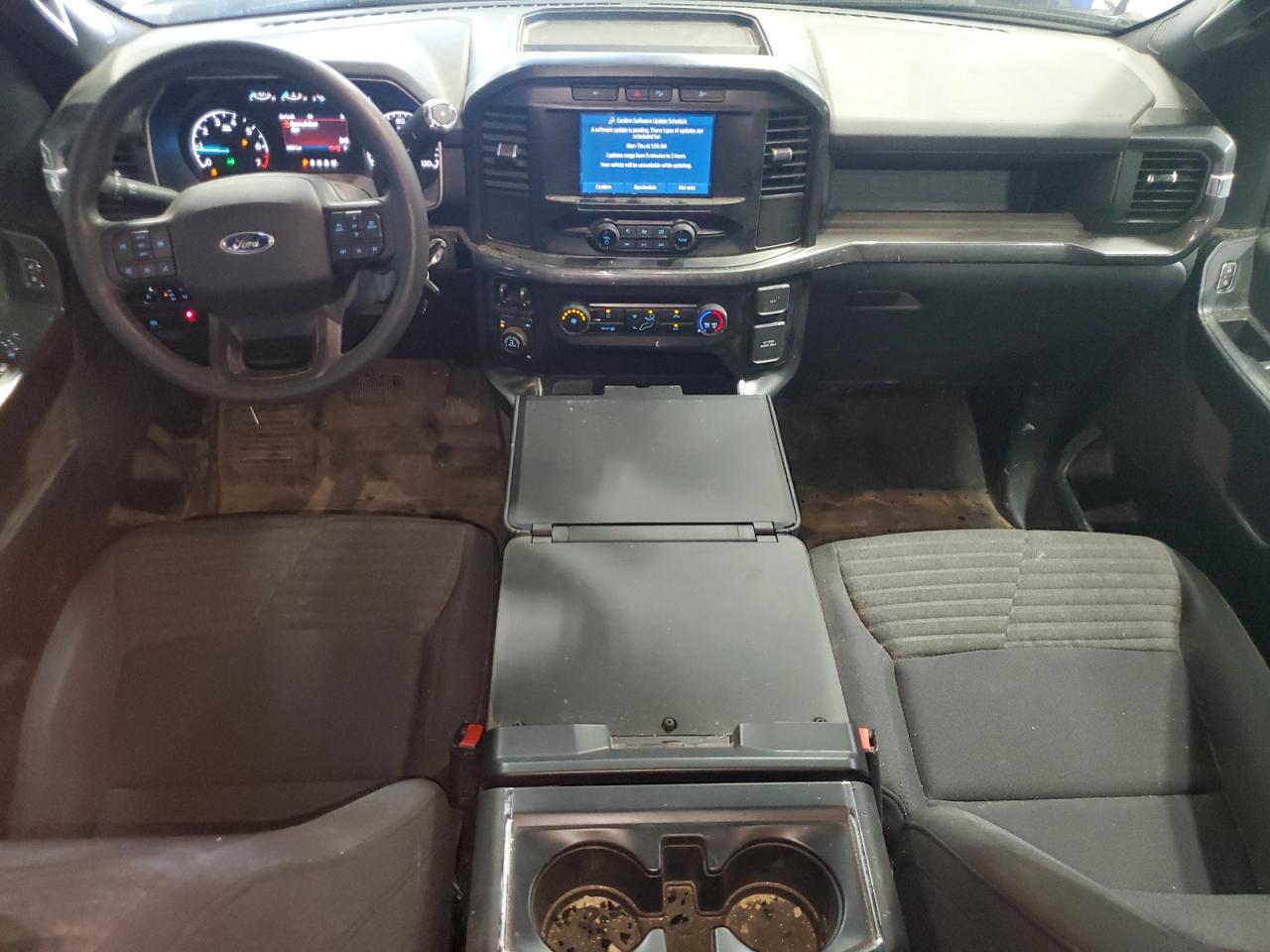 Ford F-150 Super Cab Image 6