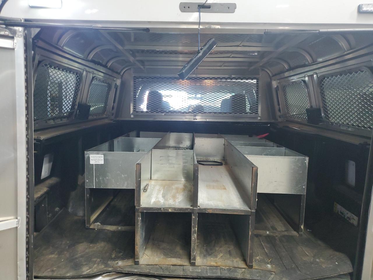 Ford F-150 Super Cab Image 8