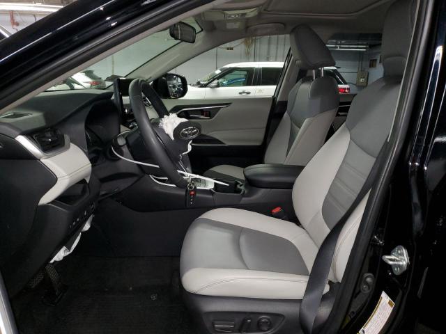 Toyota RAV4 Xle Premium Image 4