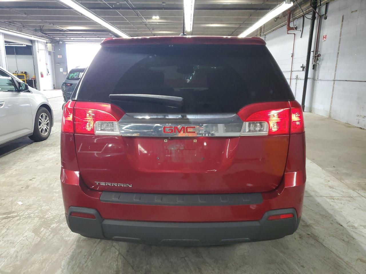 GMC Terrain Sle Image 2