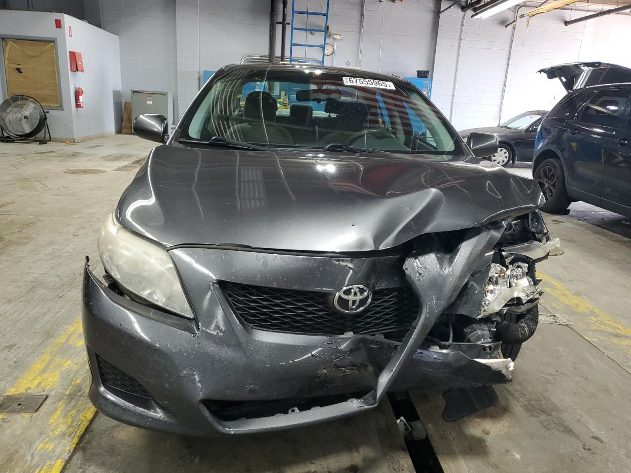 Toyota Corolla Base Image 6