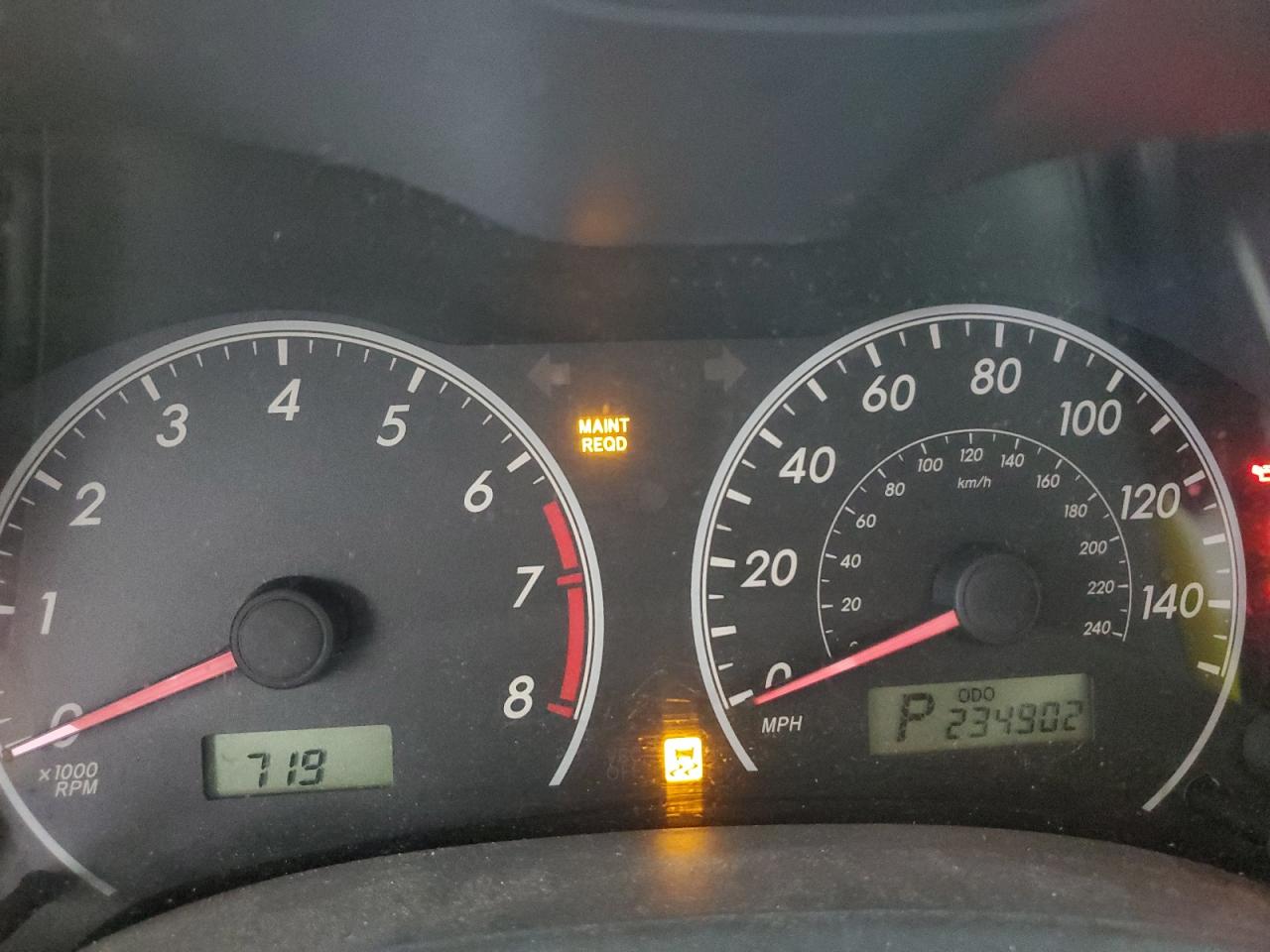 Toyota Corolla Base Image 4