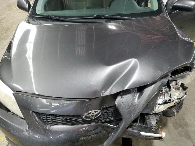 Toyota Corolla Base Image 9