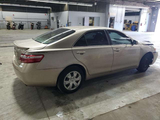 Toyota Camry Ce Image 2