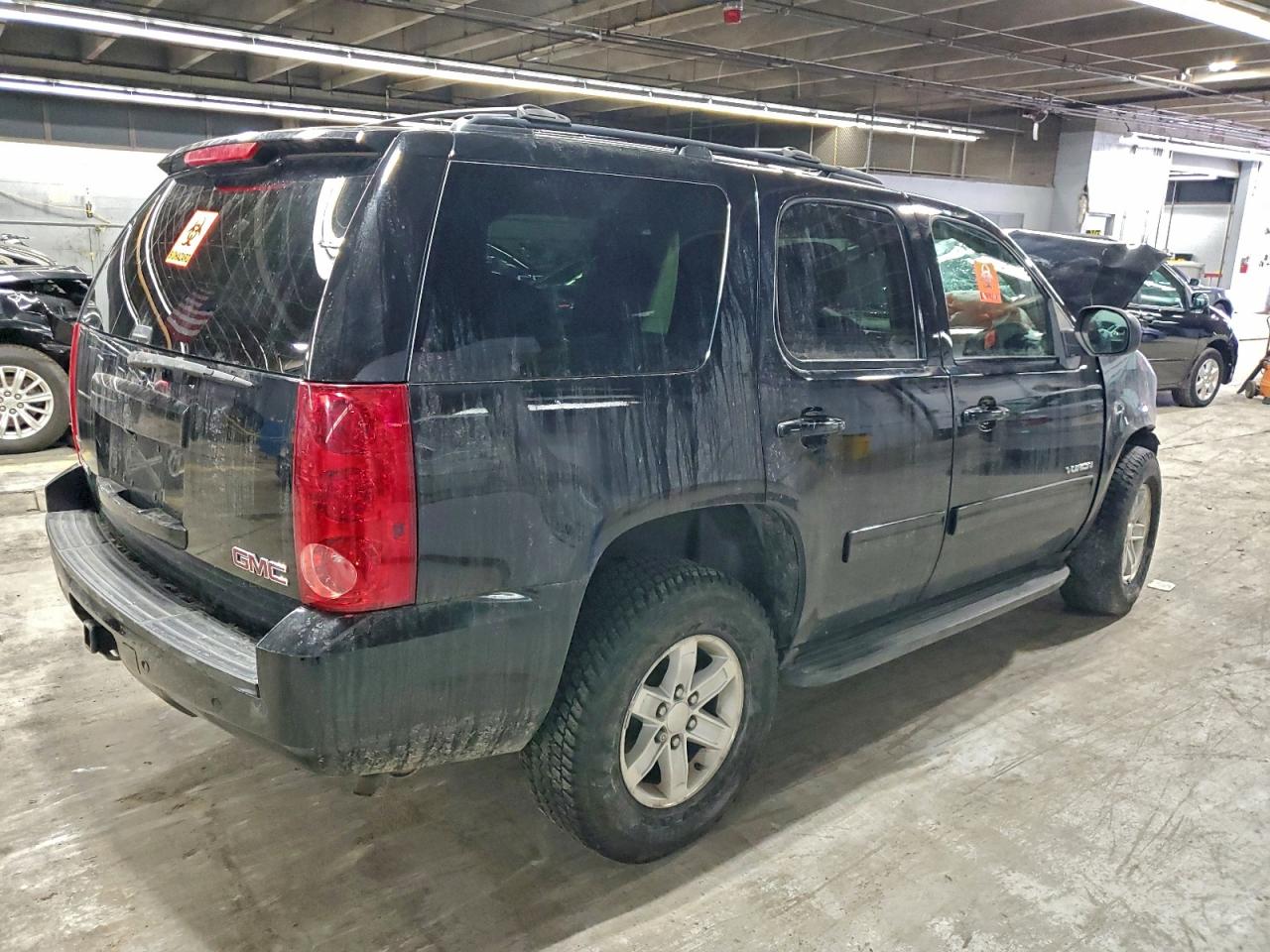 GMC Yukon Sle Image 5