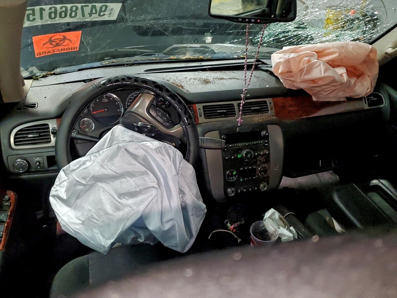 GMC Yukon Sle Image 10